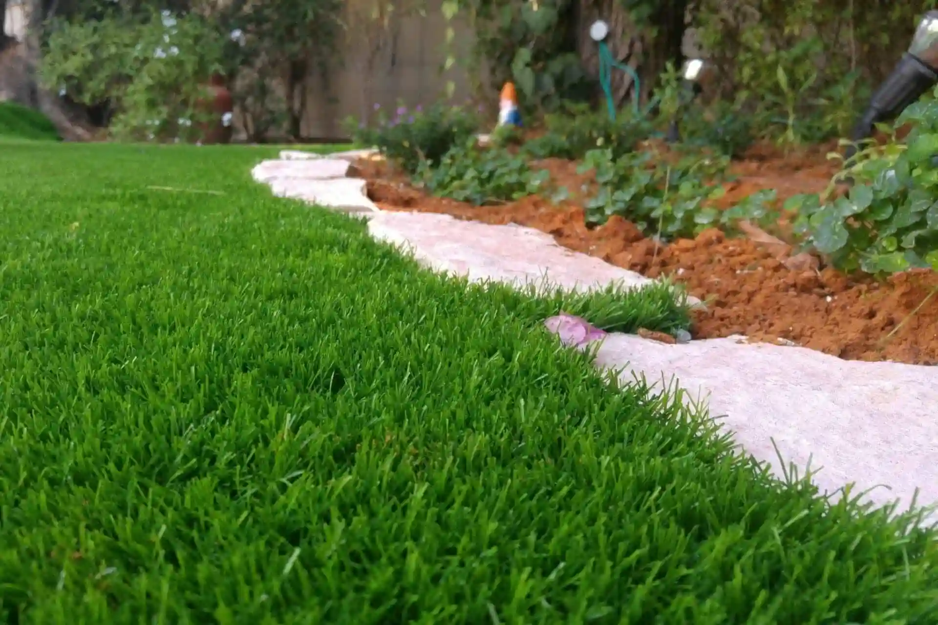 בחירה חכמה של דשא סינטטי